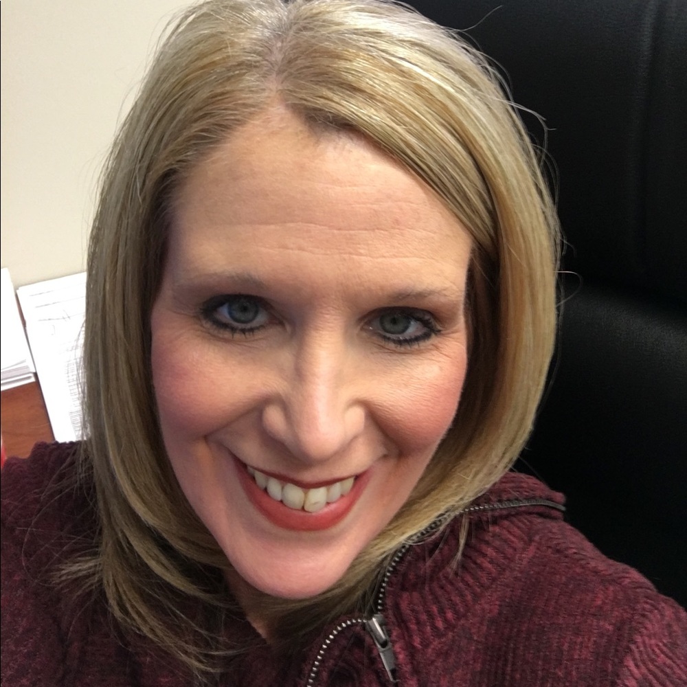 Meet your Posher, Lyn